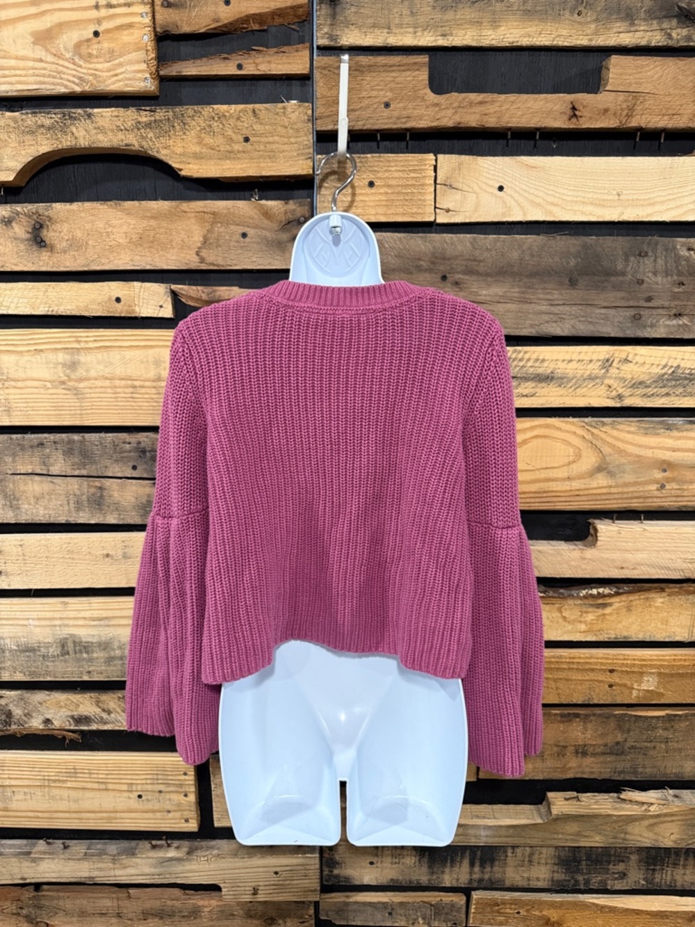 Free People Damsel Bell Sleeve Rib Knit Boxy Crop Rose Sweater Size
Small - Picture 4 of 6